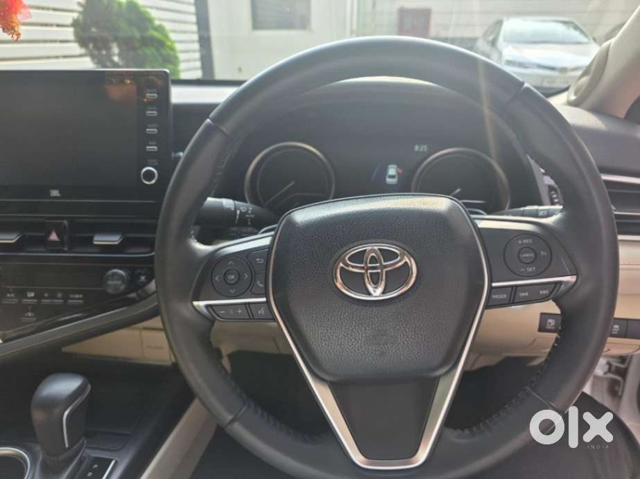 Toyota Camry Hybrid, 2024, Electric