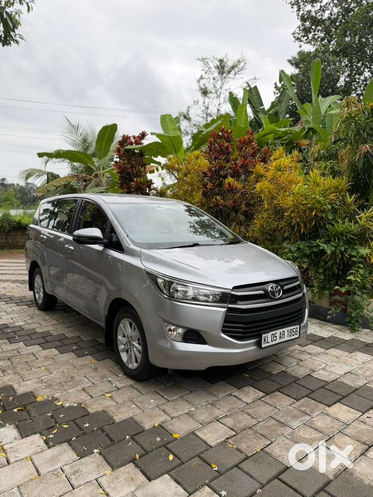 Toyota Innova Crysta 2017