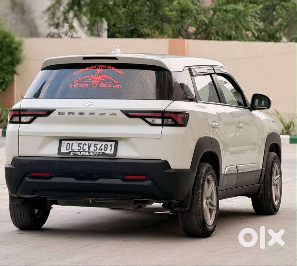 Maruti Suzuki Brezza Vxi At, 2023, Petrol