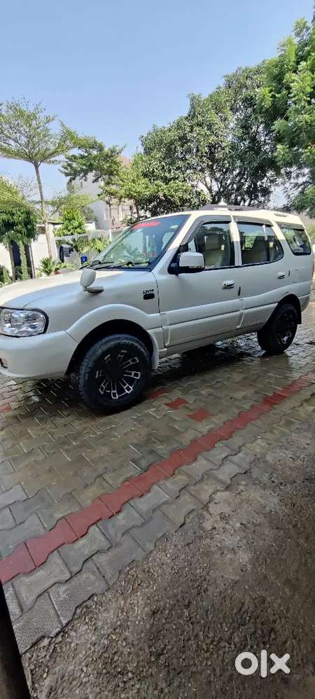 Tata Safari 2.2 2011 90000 Km Driven
