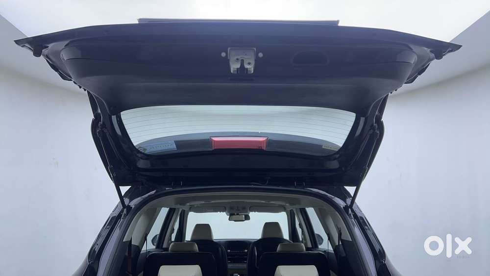 Kia Carens 1.5 Luxury Plus Turbo Dct 7 Str, 2023, Petrol