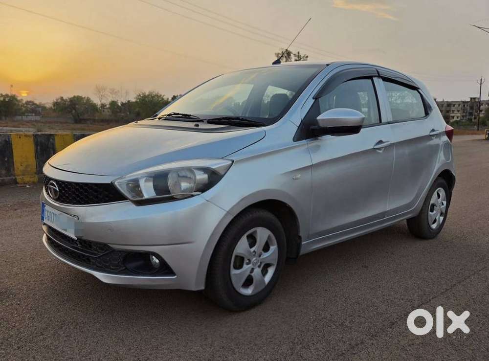 Tata Tiago 1.2 Revotron Xta, 2018, Petrol