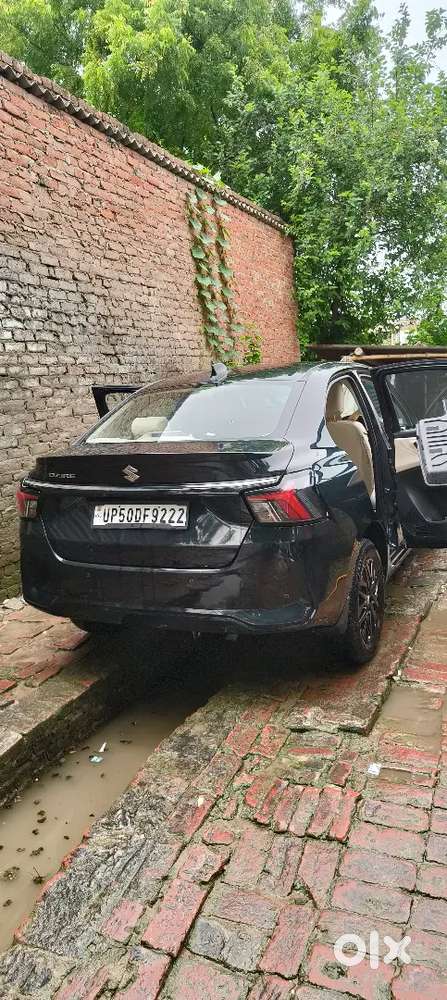 Black Allow With R15 Tyre Maruti Suzuki Dzire 1.2 November  2025