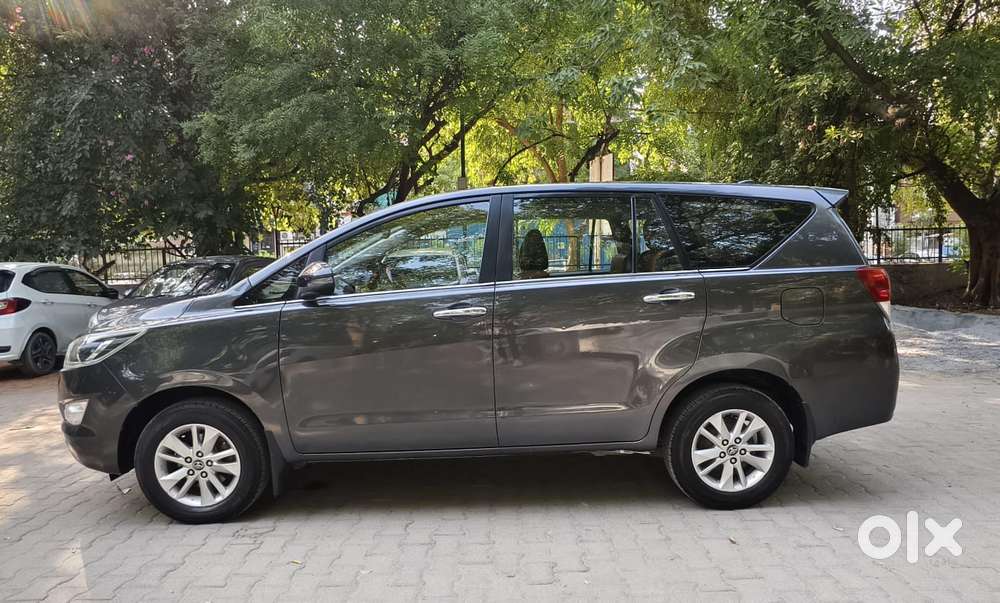 Toyota Innova Crysta 2.7 Vx Mt, 2018, Diesel