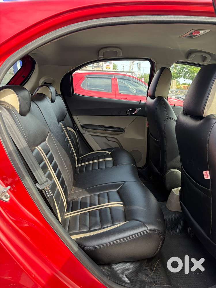 Tata Tiago 1.2 Revotron Xza, 2018, Petrol