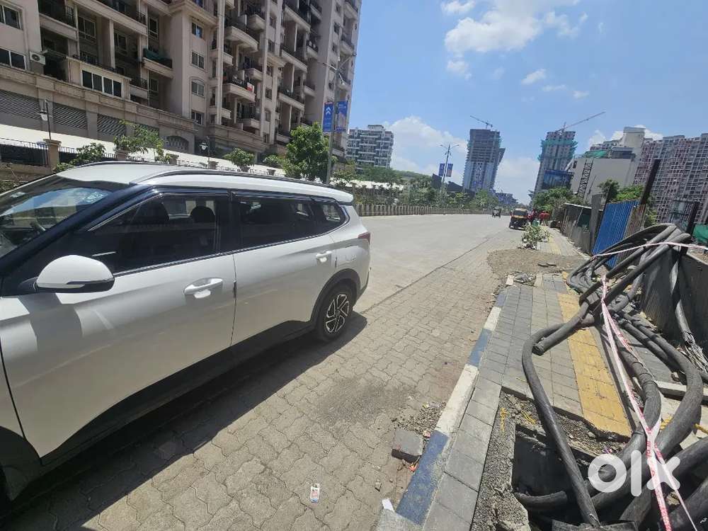 2022- Kia Carens Prestige Plus 7 Seater - Petrol- Manual- Fix Price