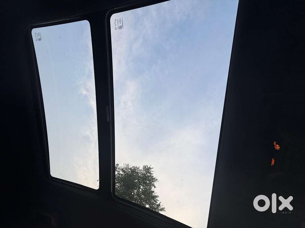 Tata Nexon Creative Plus S 1.2 Revotron Petrol 6 Amt Dt, 2025, Petro..