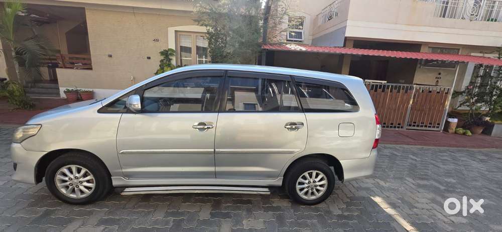 Toyota Innova 2.5 V 7 Str, 2013, Diesel
