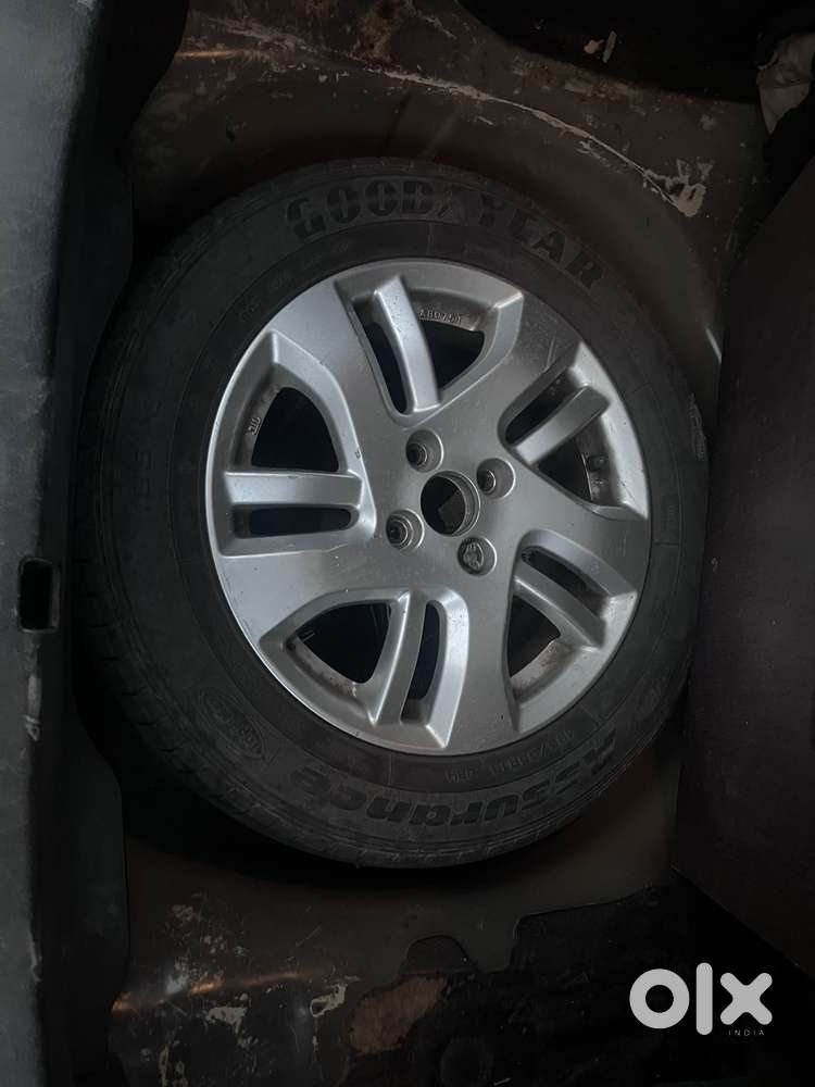 Maruti Suzuki Swift Dzire Vxi Optional, 2012, Petrol