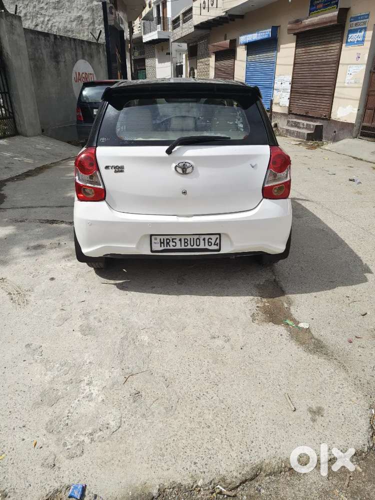 Toyota Etios Liva 2018 Cng & Hybrids 85000 Km Driven