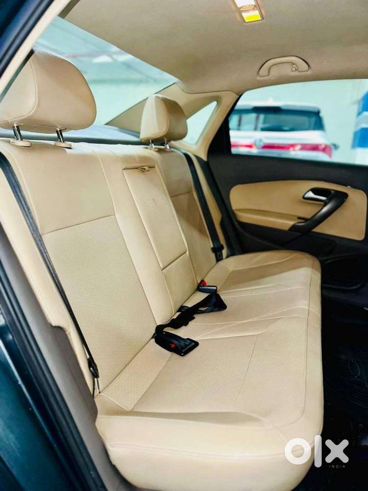 Volkswagen Vento 1.2 Tsi Highline Plus At, 2016, Petrol