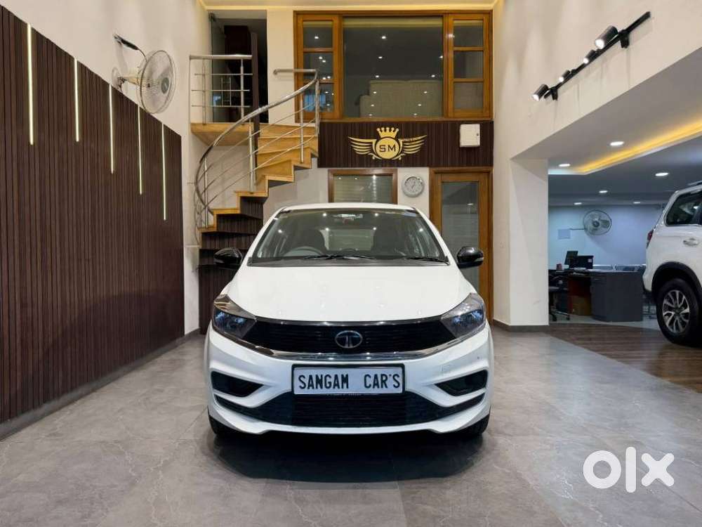 Tata Tiago 1.2 Revotron Xta, 2025, Petrol