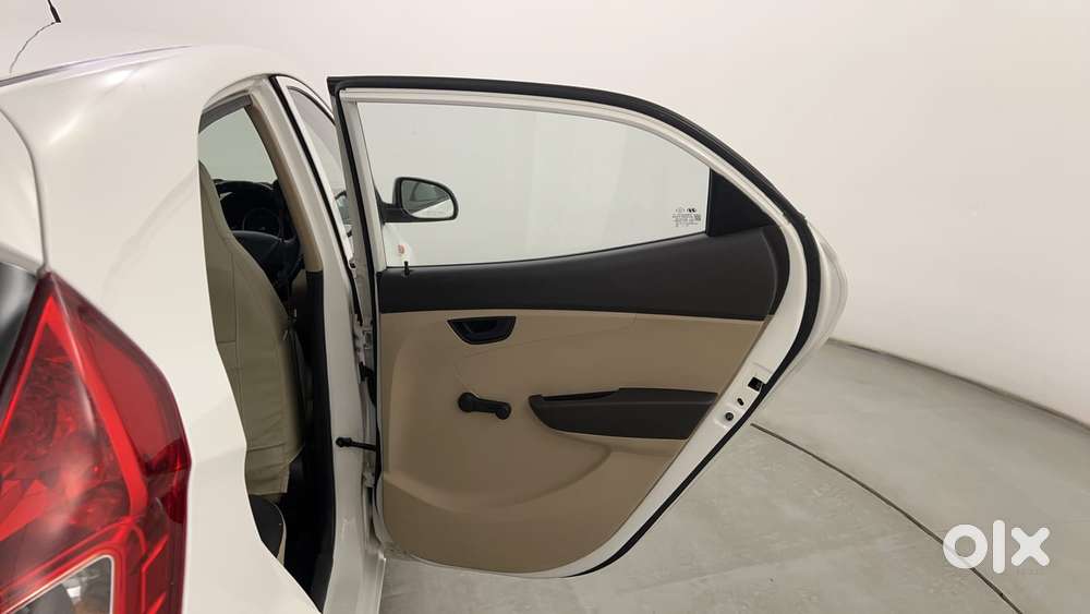 Hyundai Eon Magna, 2015, Petrol