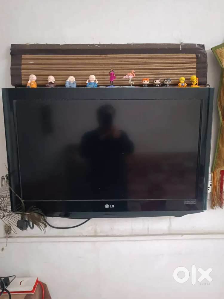 Home Shifting Sale - TV + Washing Machine + 2 Plastic Chairs, chair
