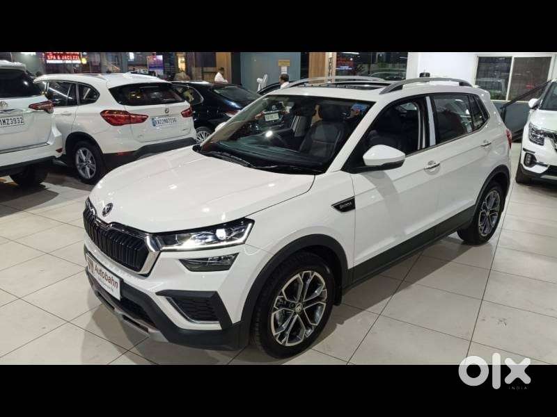 Skoda Kushaq 1.0 Tsi Style At (6 Airbags), 2023, Petrol