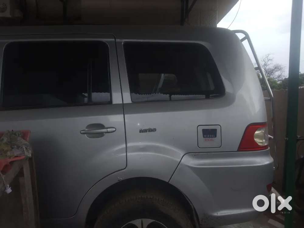 Tata Sumo Grande 2012 Diesel 100000 Km Driven