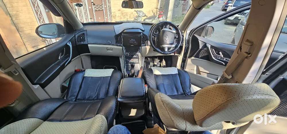 Xuv 500 Genuine 44k Driven All Documents Complete 2016 Model 
W6