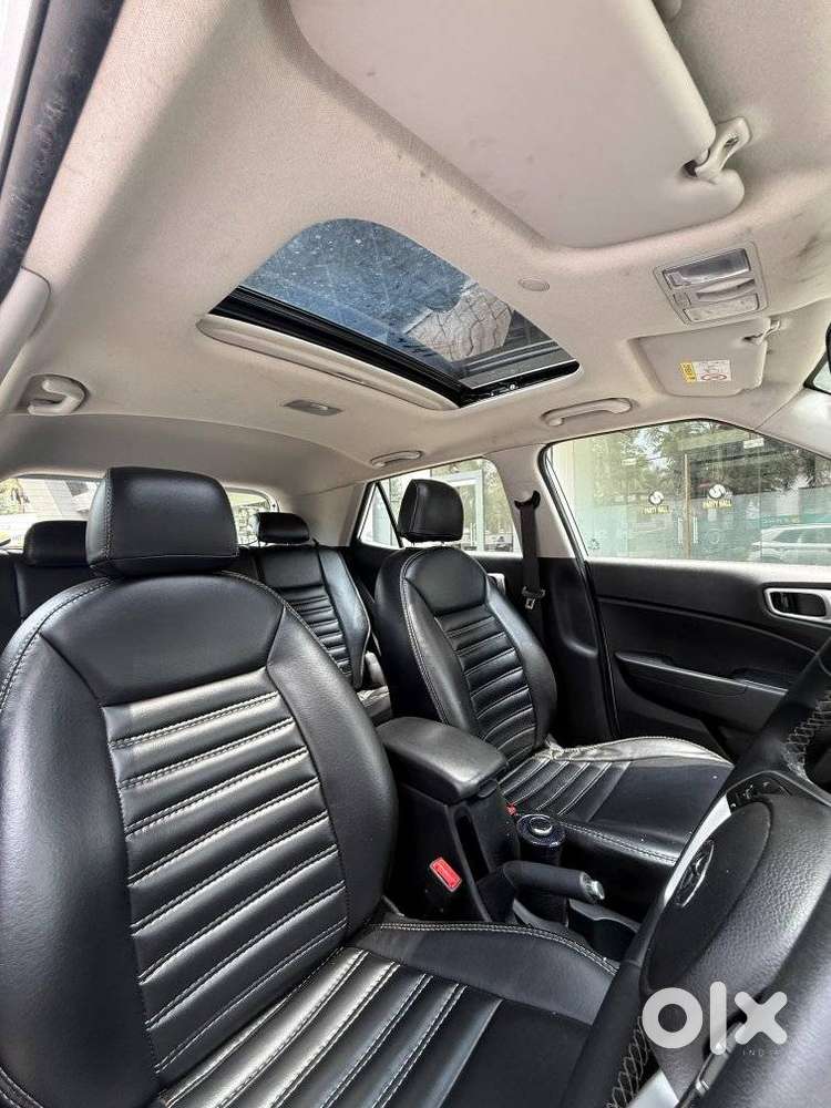 Hyundai Venue Sx Plus Turbo Dct, 2020, Petrol