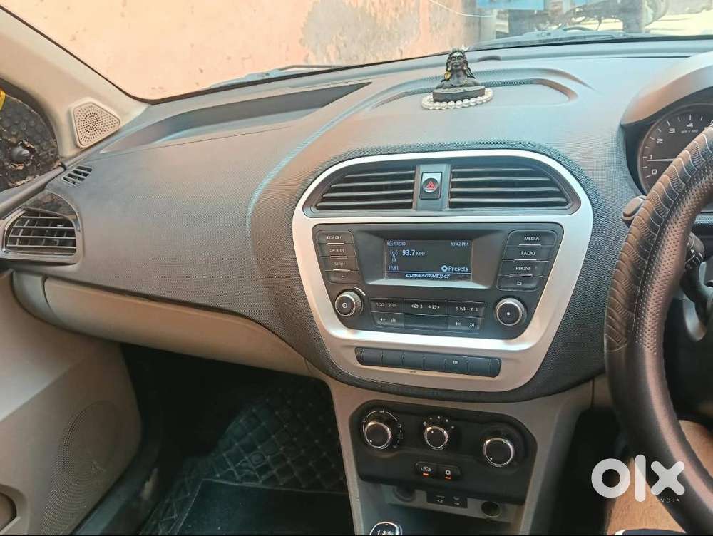 Tata Tiago Xt Petrol+cng 2016, 1.74 Lakh Km, Delhi Reg