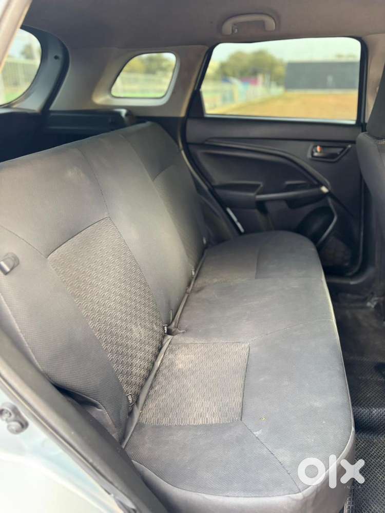 Maruti Suzuki Brezza 1.5 Lxi Smart Hybrid, 2023, Petrol