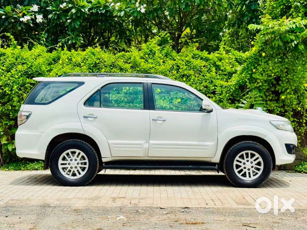 Toyota Fortuner 4x2 At, 2014, Diesel