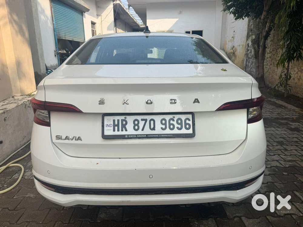 Skoda Slavia 1.0 Ambition Tsi, 2024, Petrol
