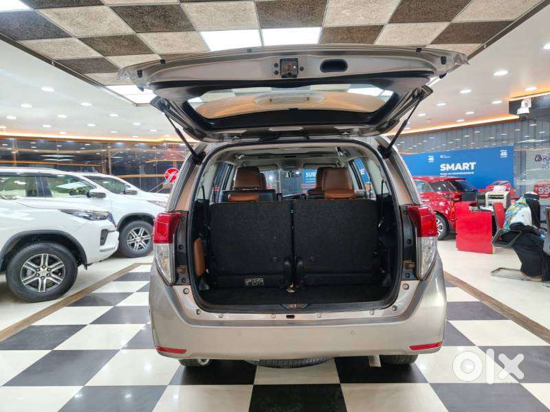 Toyota Innova Crysta 2.8z Automatic, 2018, Diesel