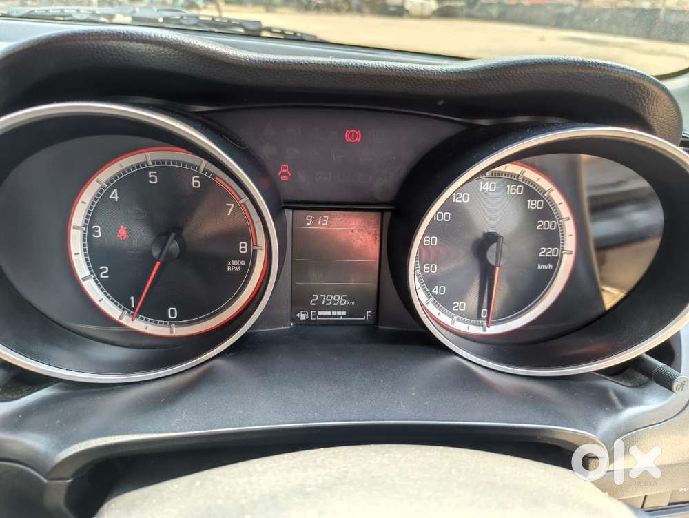 Maruti Suzuki Swift Vxi + Manual, 2018, Petrol