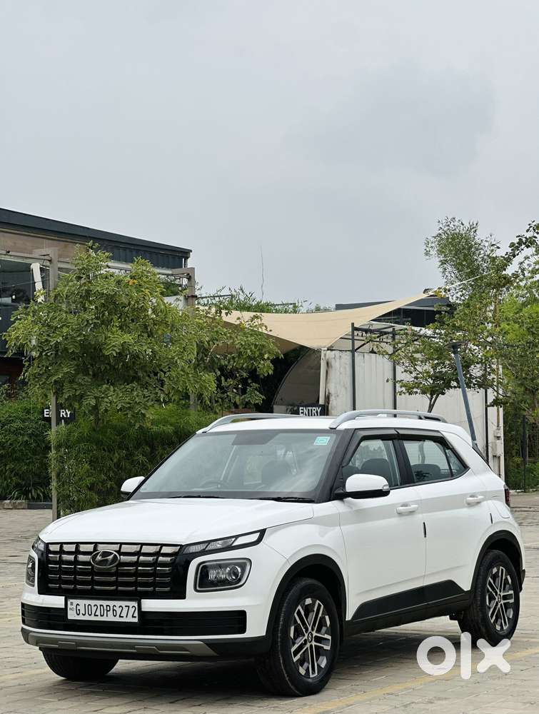 Hyundai Venue Sx Dual Tone Diesel, 2023, Diesel