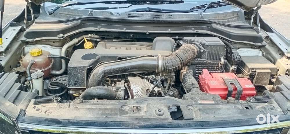 Mahindra Xuv300 W8 Diesel, 2021