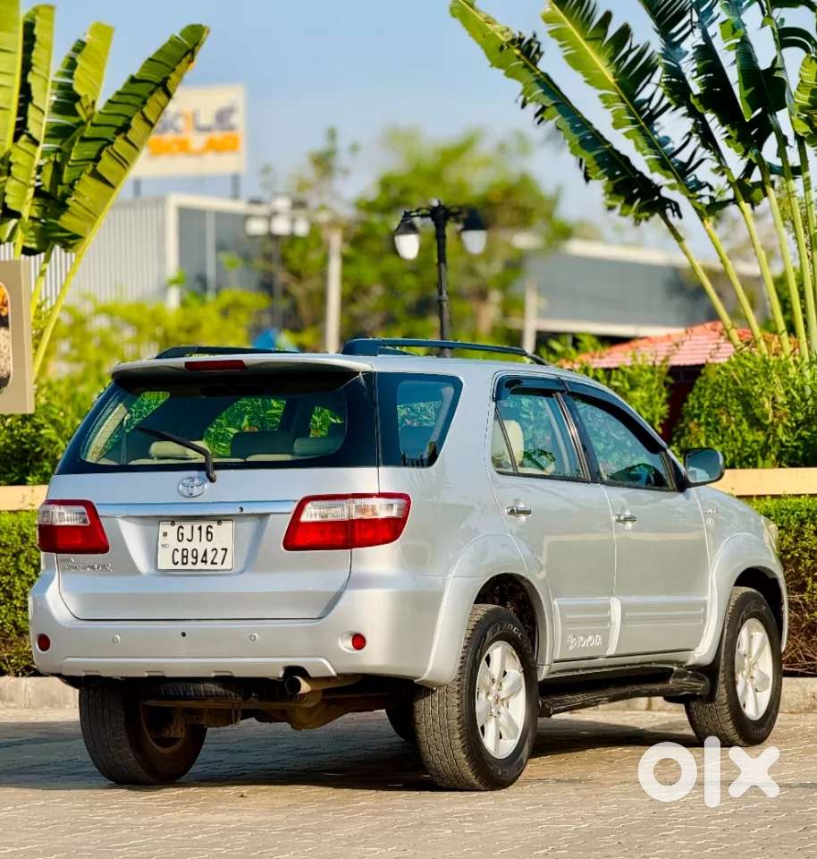 Toyota Fortuner, 2010, Diesel