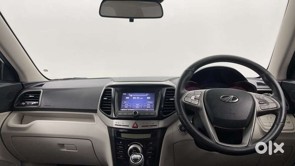 Mahindra Xuv300 W8, 2020, Petrol