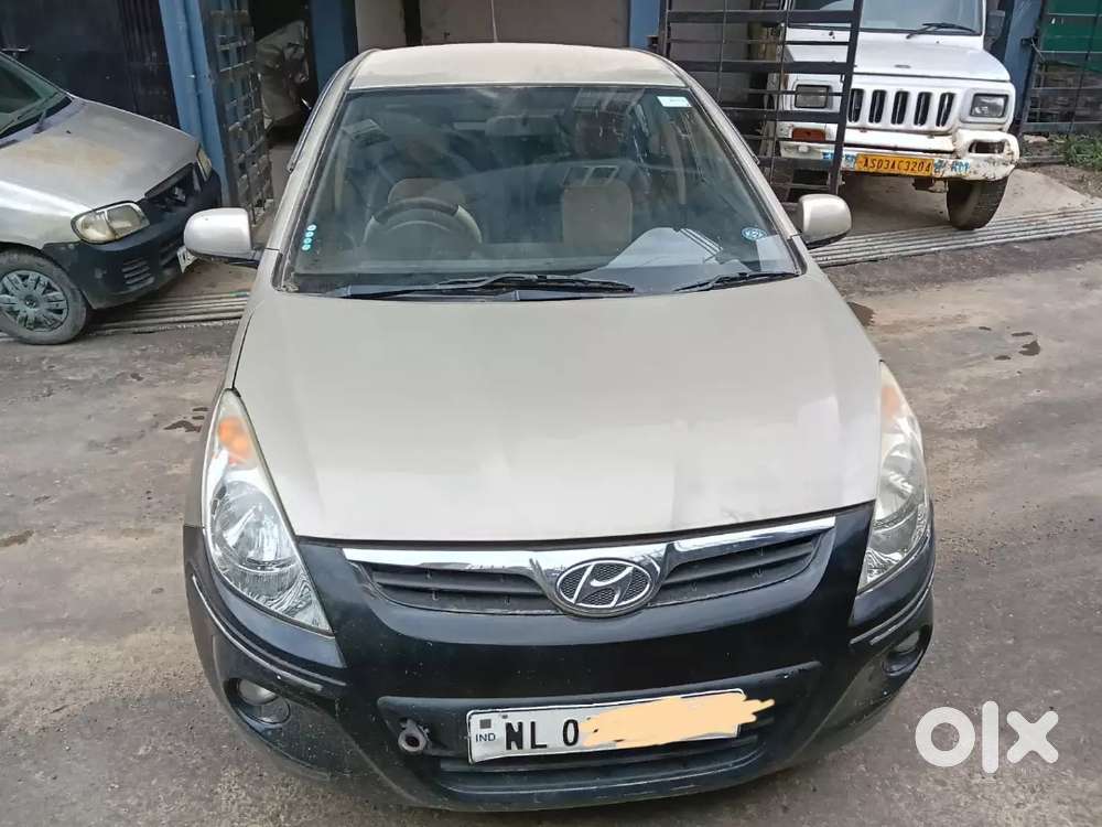 Hyundai I20 2012 Petrol 65000 Km Driven