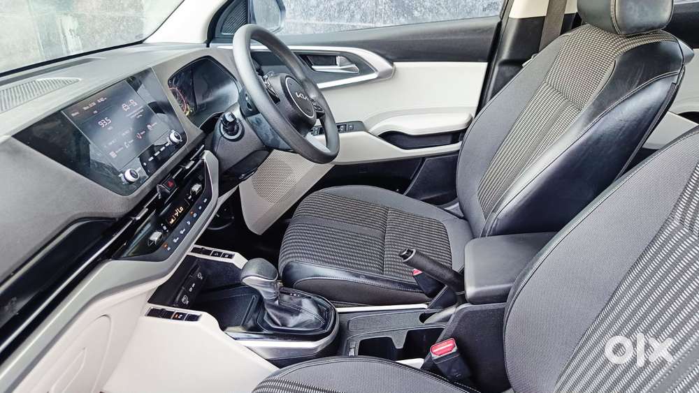 Kia Carens 1.4 Prestige Plus Turbo Dct 7 Str, 2022, Petrol