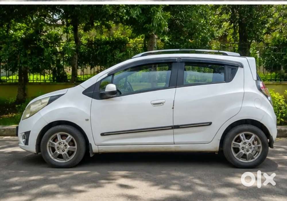 Chevrolet Beat 2011 Petrol+ Cng 28+ Mileage