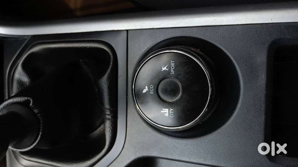 Tata Nexon 1.2 Revotron Xm, 2018, Diesel