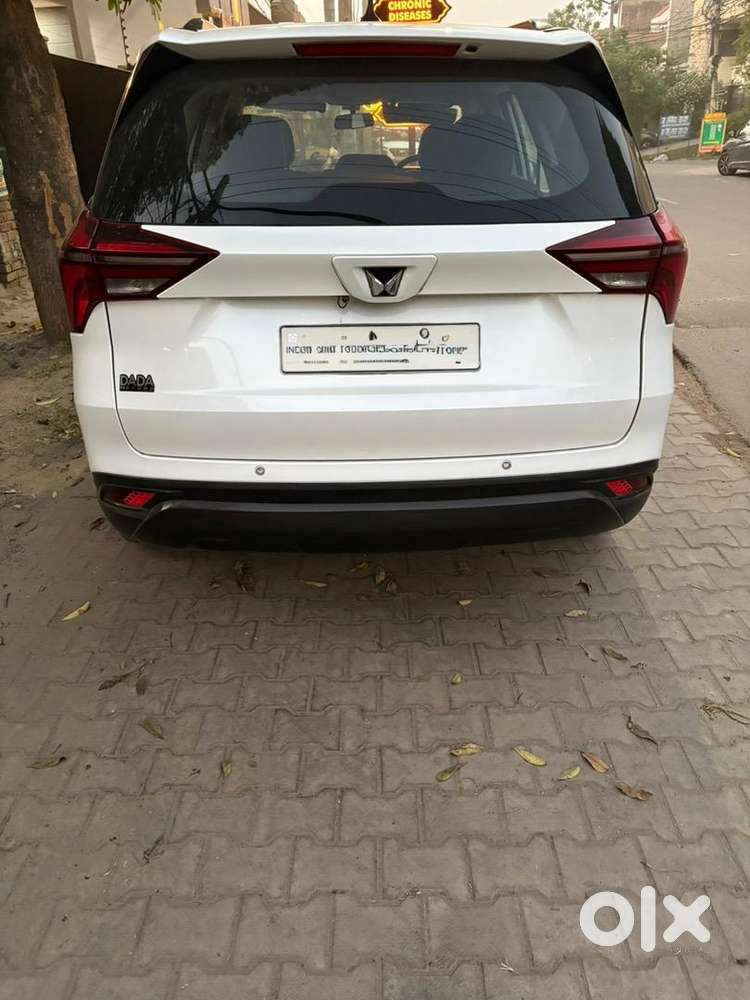 Mahindra Xuv700 2022 Petrol 65000 Km Driven