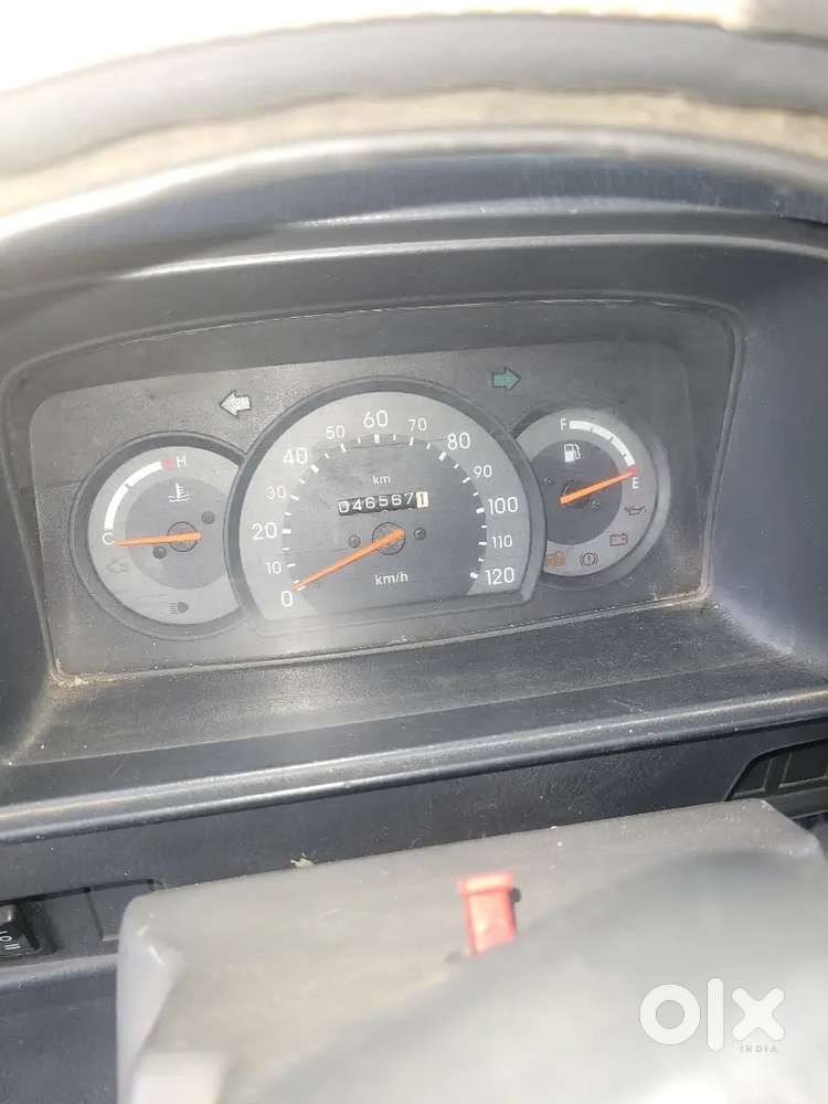 Maruti Suzuki Omni 2010