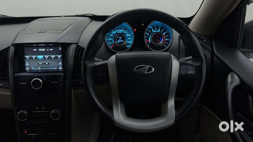 Mahindra Xuv500 W8, 2017, Diesel