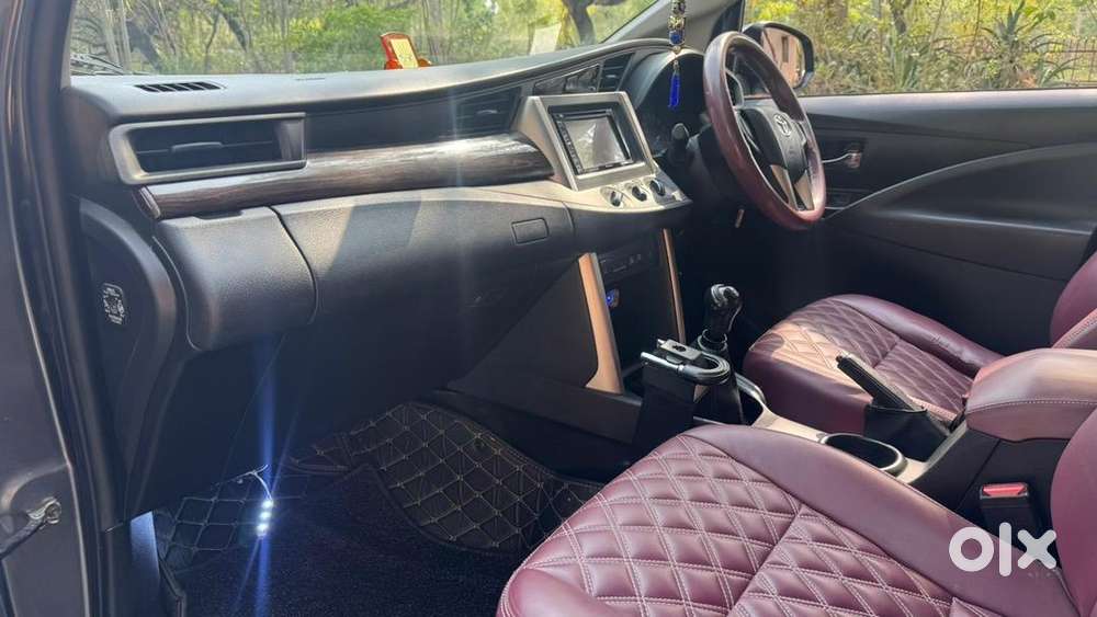 Toyota Innova Crysta 2017 Diesel Well Maintained