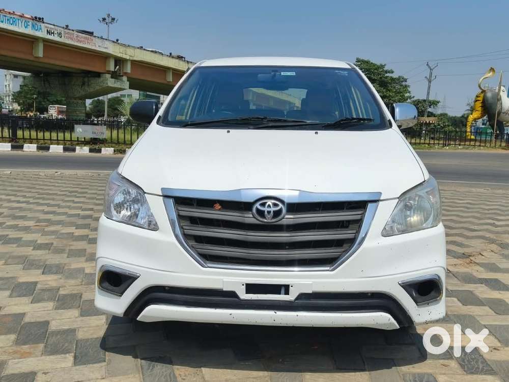 Toyota Innova 2.5 G (diesel) 8 Seater, 2015, Diesel