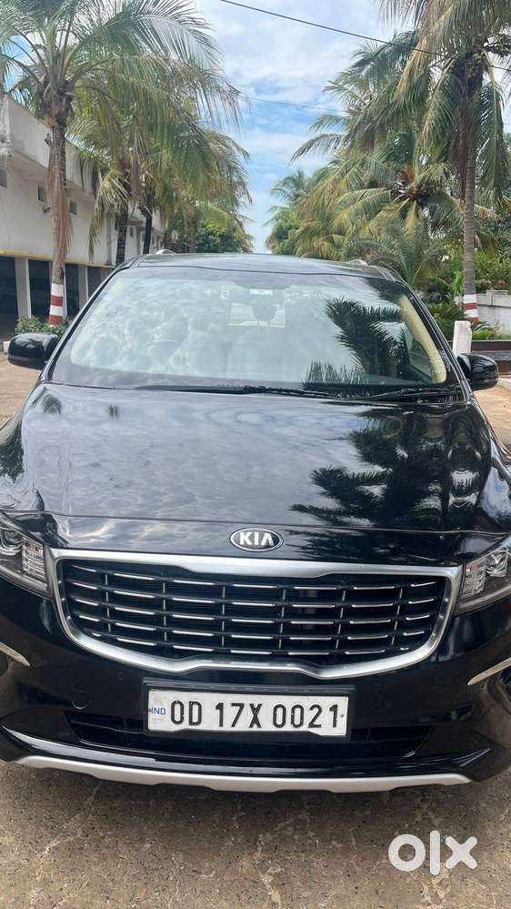 Kia Carnival 7 Seater Limousine