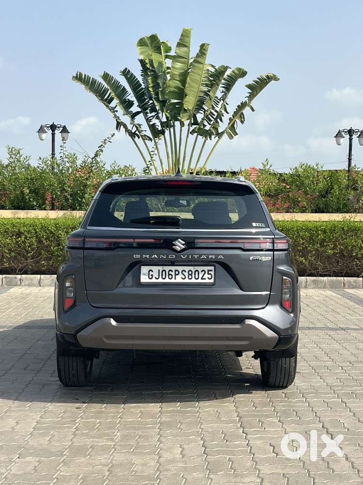Maruti Suzuki Grand Vitara 1.5 Zeta Plus Intelligent Hybrid Ecvt, 20..