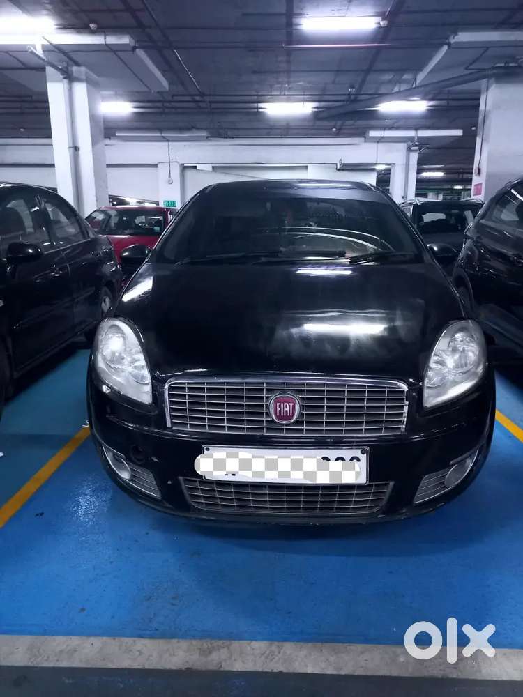 Fiat Linea Emotion 2010 Petrol Manual