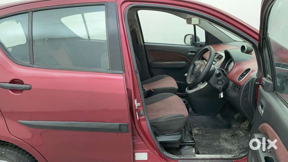 Maruti Suzuki Ritz Vxi, 2013, Petrol