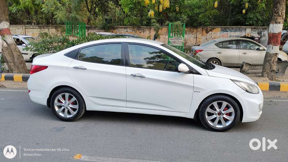 Hyundai Verna Fluidic 1.6 Vtvt Sx Opt, 2011, Petrol