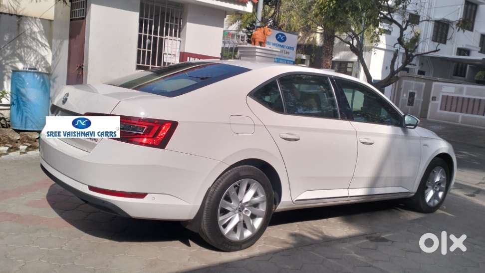 Skoda Superb L&k 1.8 Tsi At, 2019, Petrol