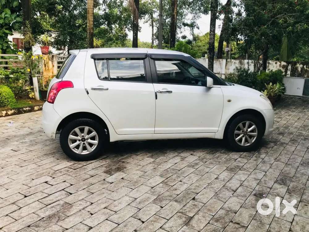 Maruti Suzuki Swift 2011