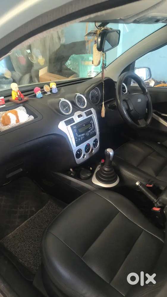 Ford Figo 2011 Petrol 65000 Km Driven