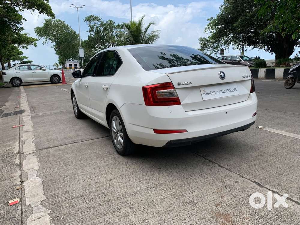 Skoda Octavia 1.8 Elegance Tsi At, 2015, Petrol